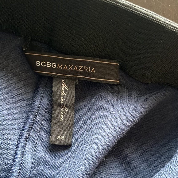 BCBG Pants blue with side strike black, XS. - Picture 5 of 5